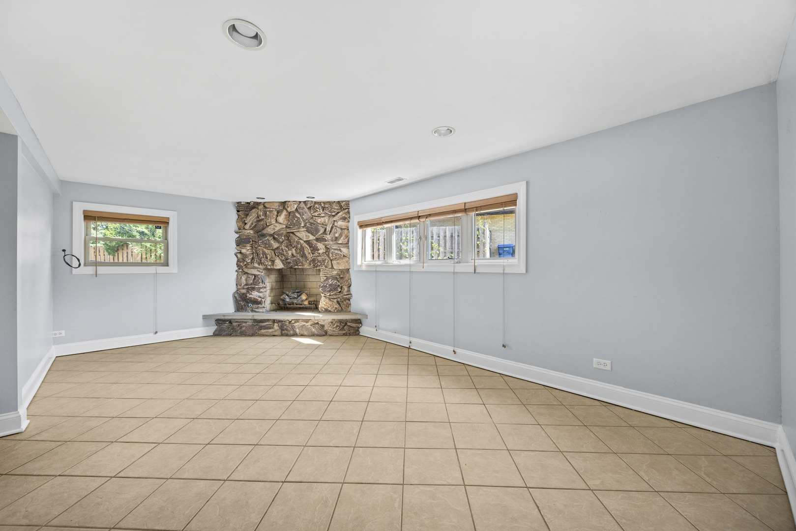 8610 Orchard Drive, Hickory Hills, IL 60457