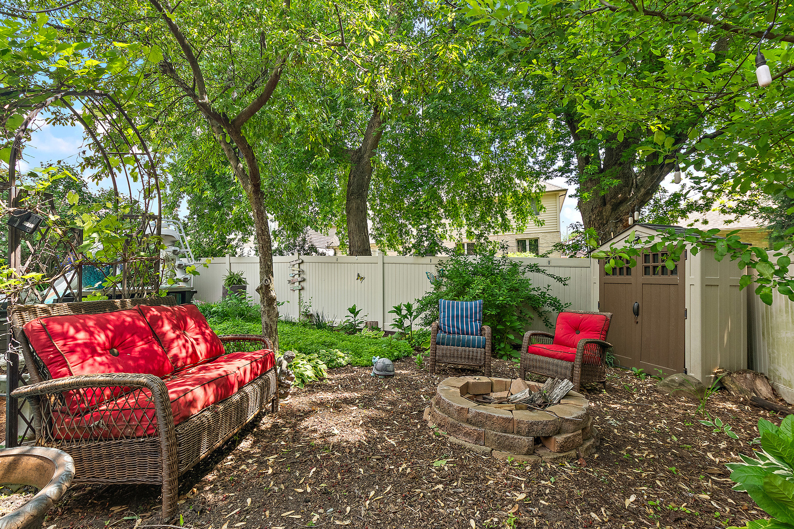 437 N Kevin Drive, Addison, IL 60101