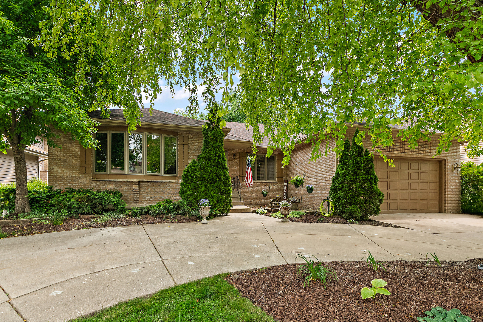 437 N Kevin Drive, Addison, IL 60101