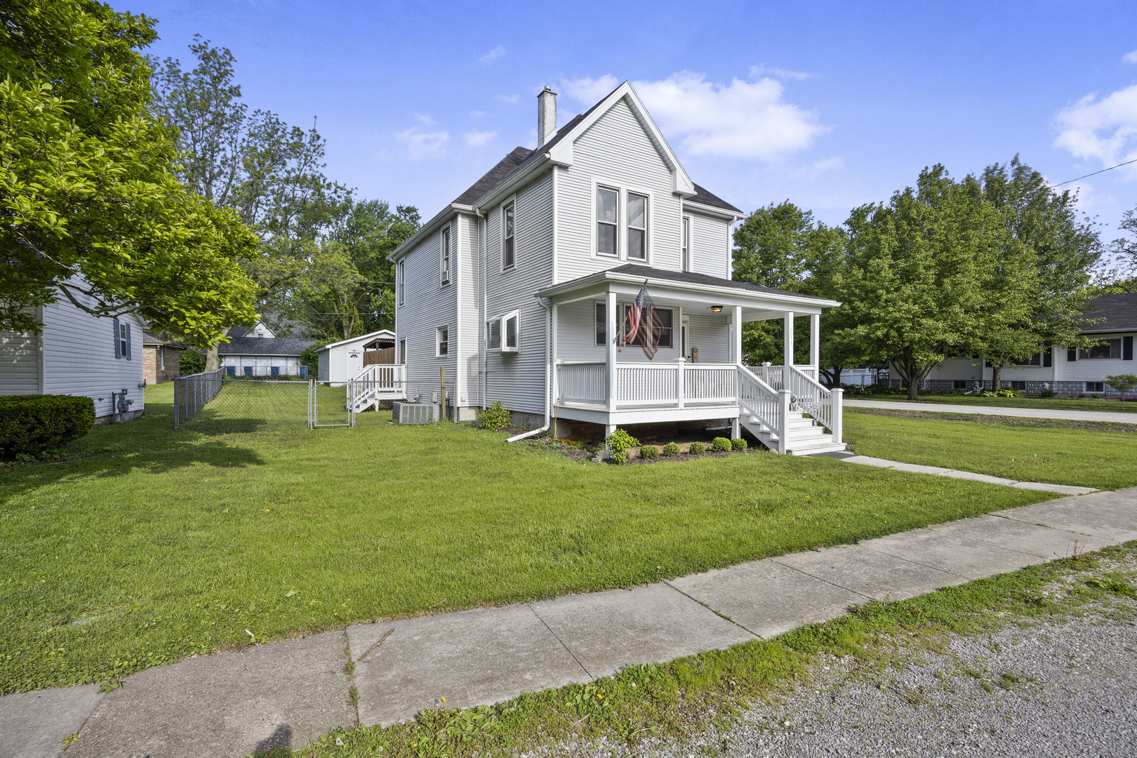 211 N Maple Street, Grant Park, IL 60940