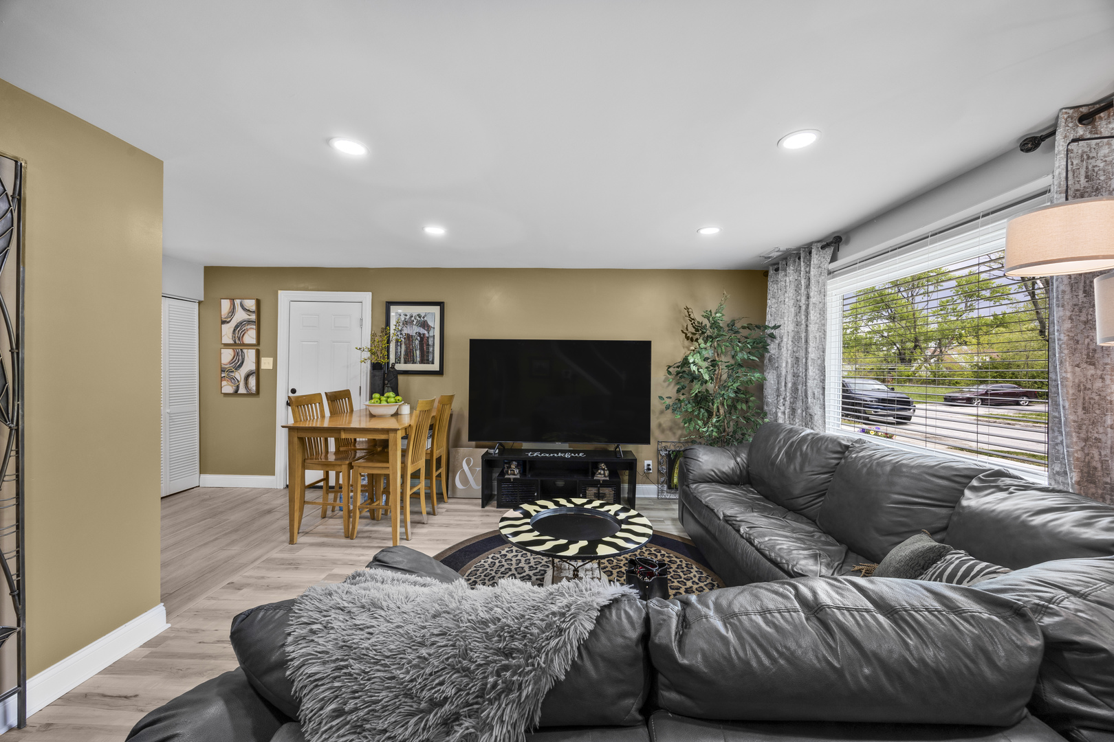 182 Washington Street, Park Forest, IL 60466