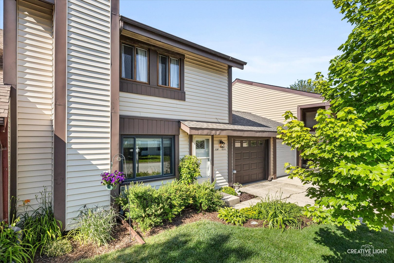 30W056 Buckthorn Court, Warrenville, IL 60555