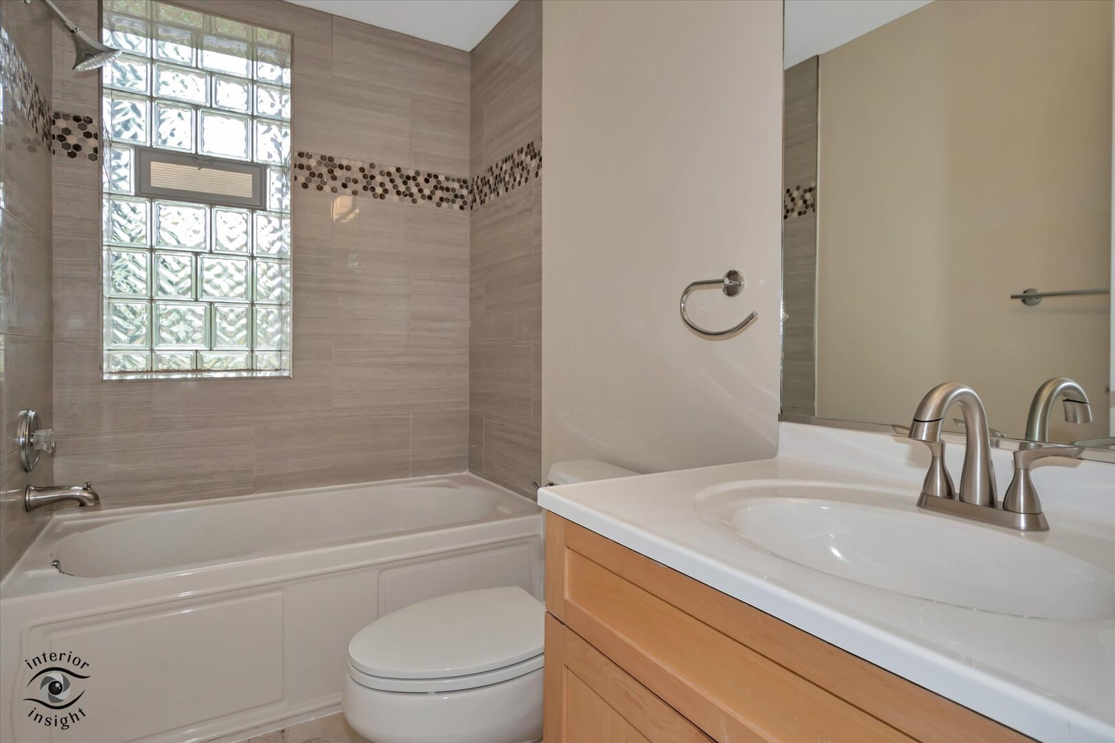 2309 N Kimball Avenue #1, Chicago, IL 60647