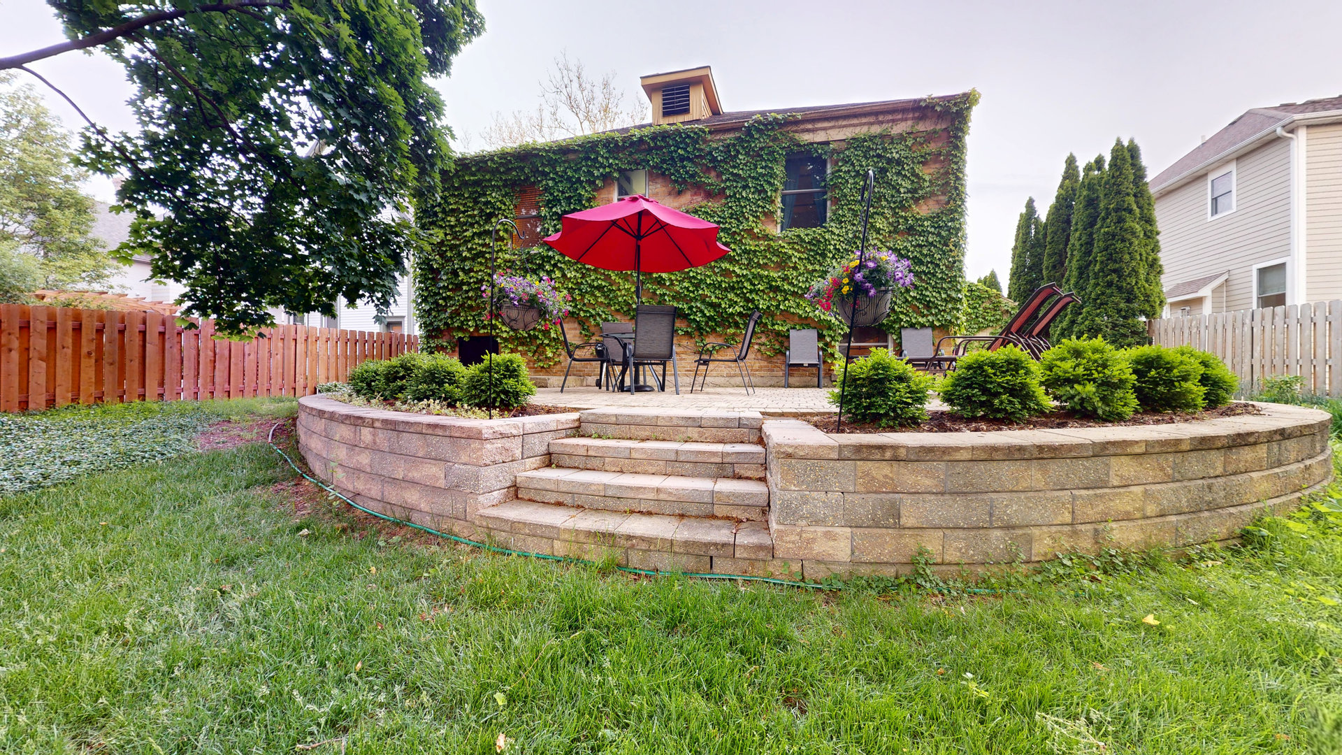 315 E Union Avenue, Wheaton, IL 60187