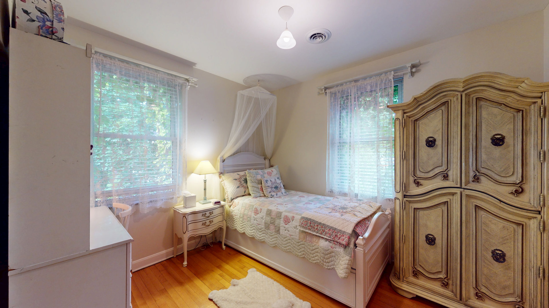 315 E Union Avenue, Wheaton, IL 60187