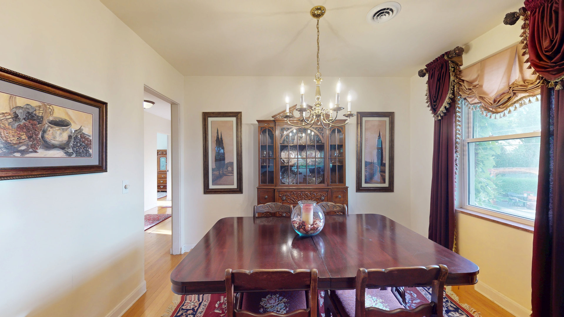 315 E Union Avenue, Wheaton, IL 60187