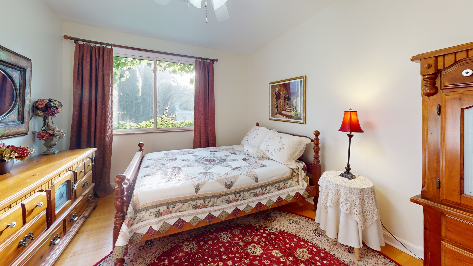 315 E Union Avenue, Wheaton, IL 60187