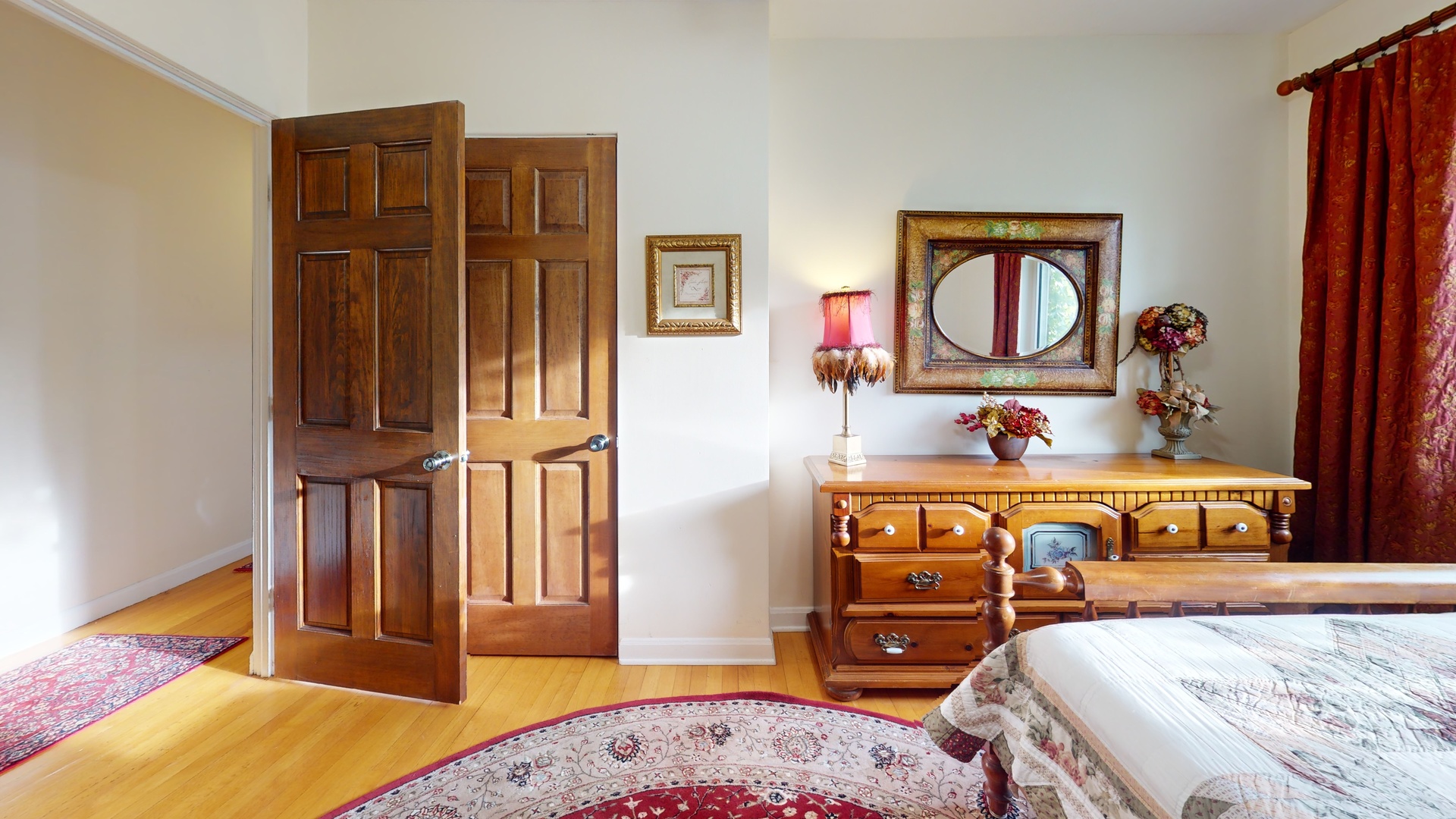 315 E Union Avenue, Wheaton, IL 60187