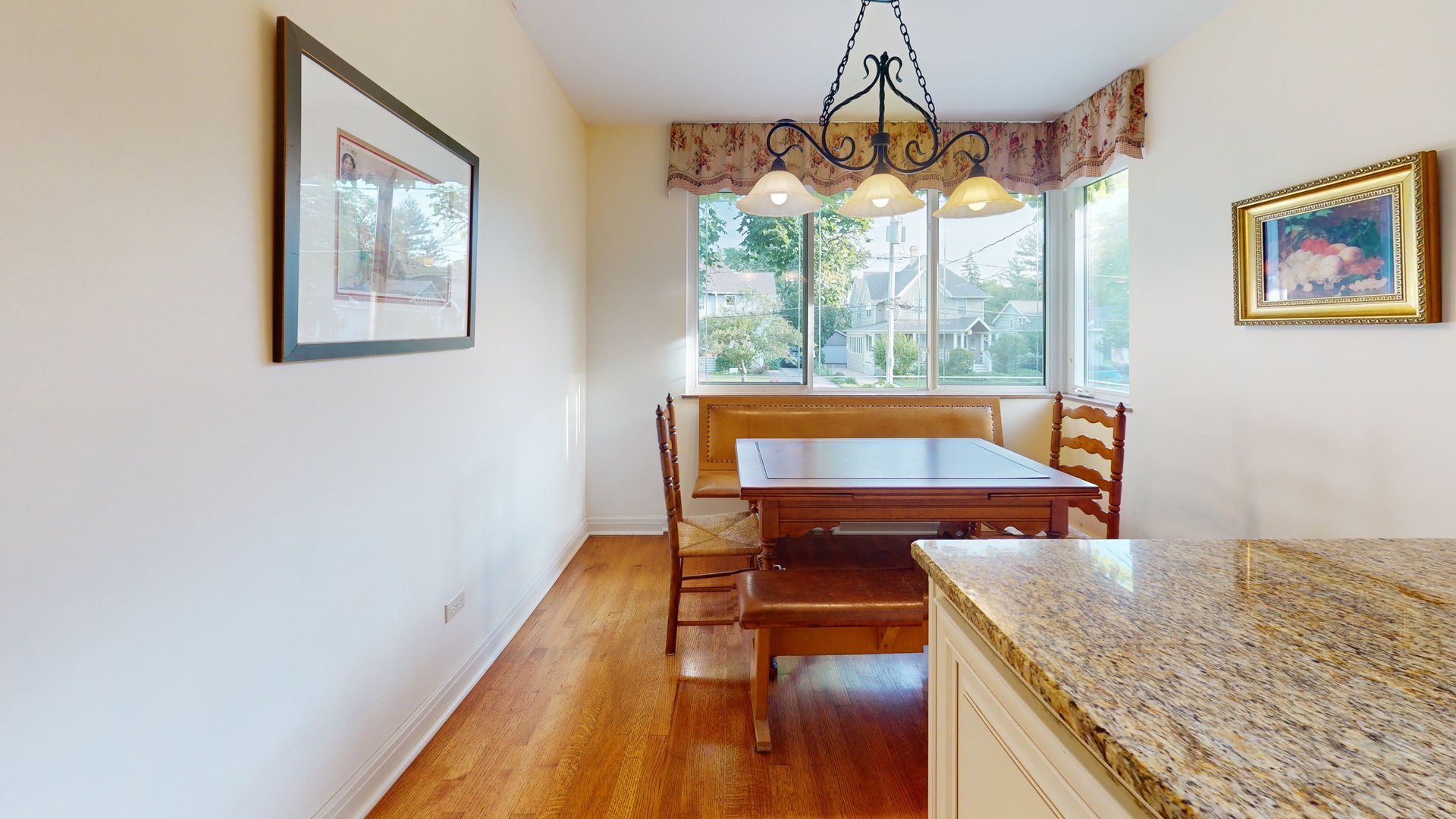 315 E Union Avenue, Wheaton, IL 60187