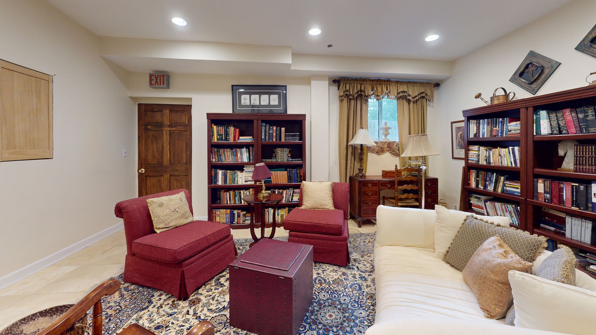 315 E Union Avenue, Wheaton, IL 60187