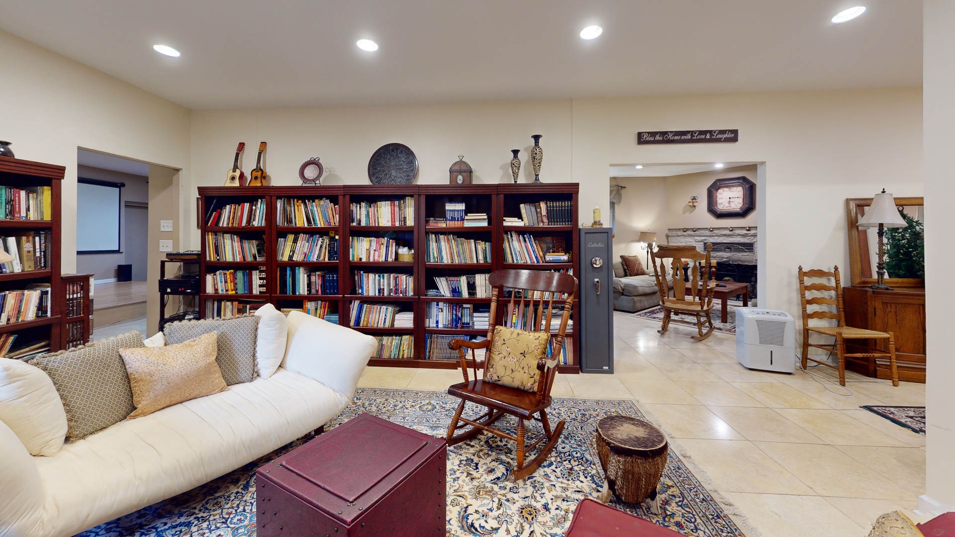 315 E Union Avenue, Wheaton, IL 60187