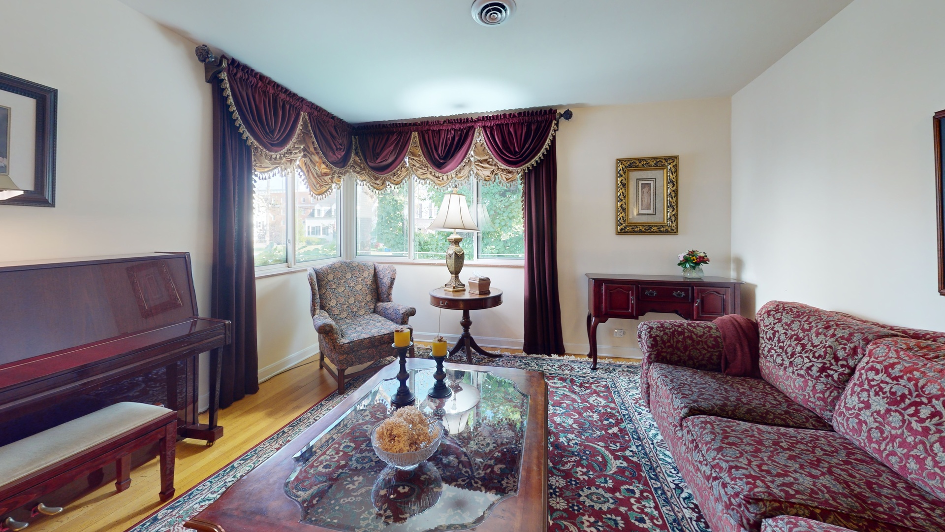 315 E Union Avenue, Wheaton, IL 60187