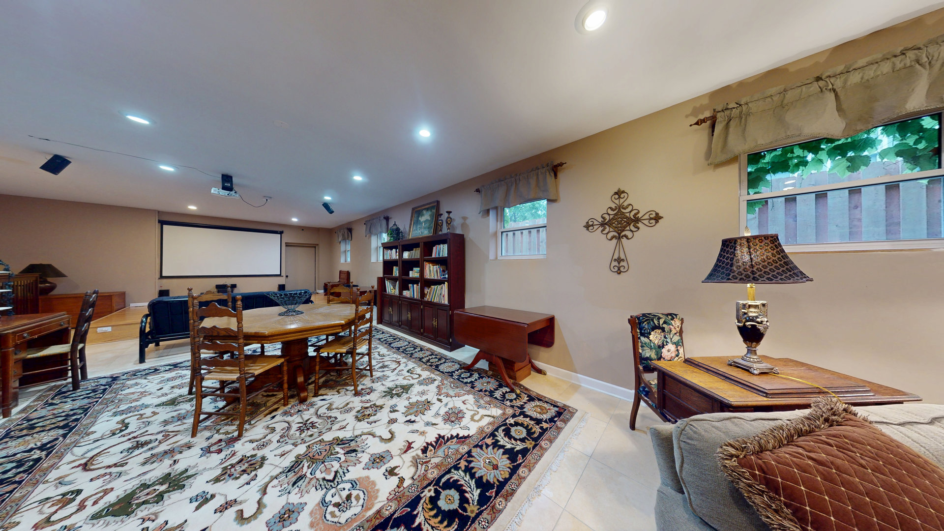 315 E Union Avenue, Wheaton, IL 60187