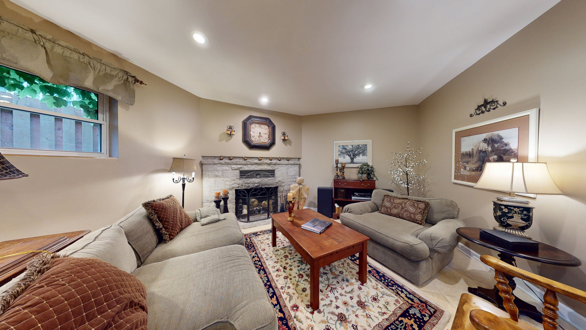 315 E Union Avenue, Wheaton, IL 60187