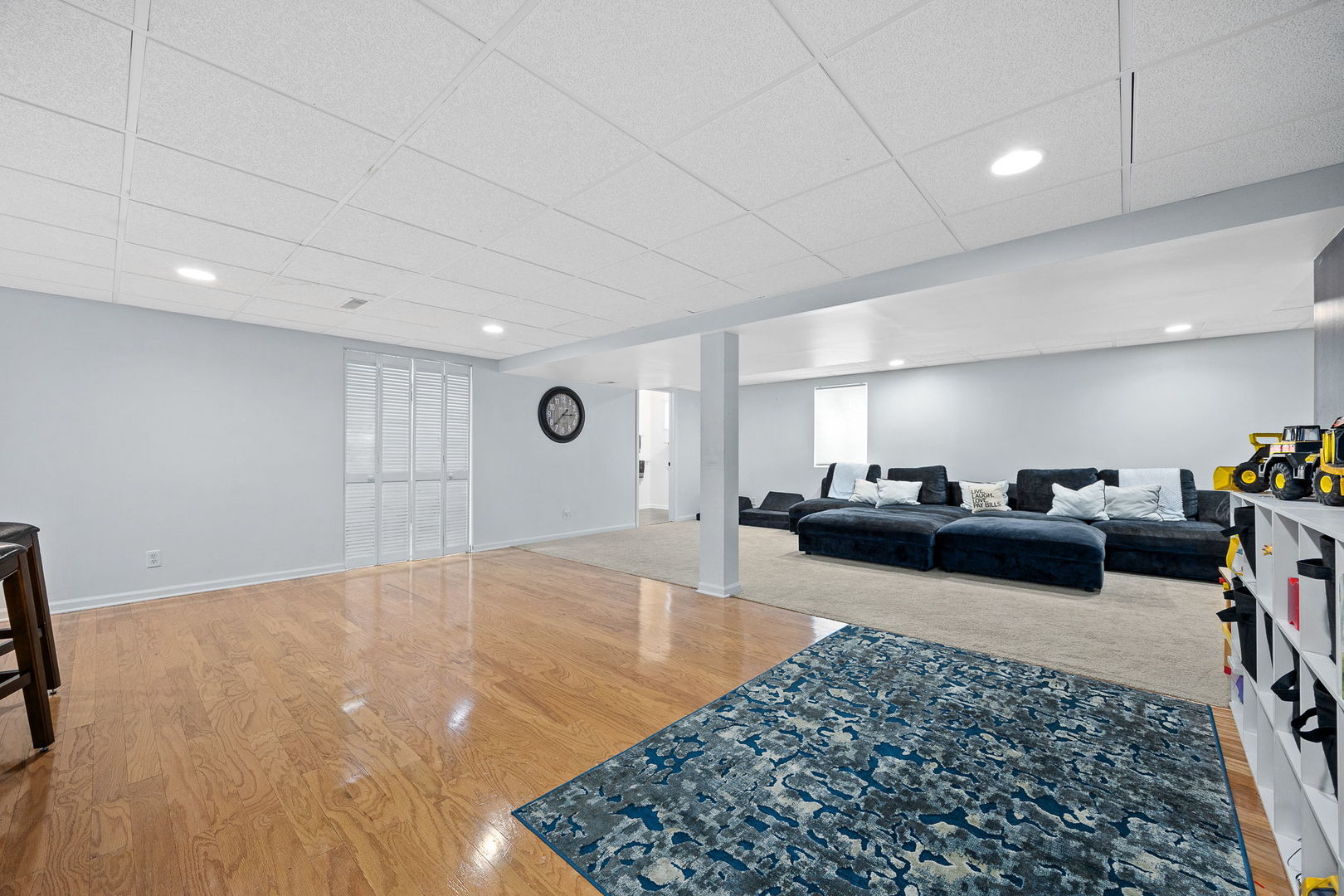 1680 Logan Street, Roselle, IL 60172