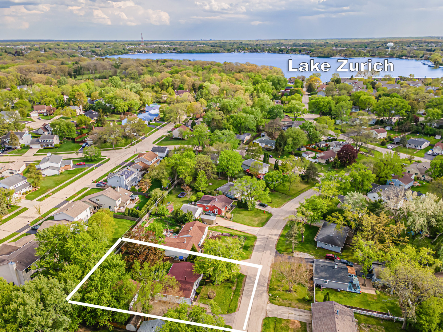 15 Johnathan Road, Lake Zurich, IL 60047