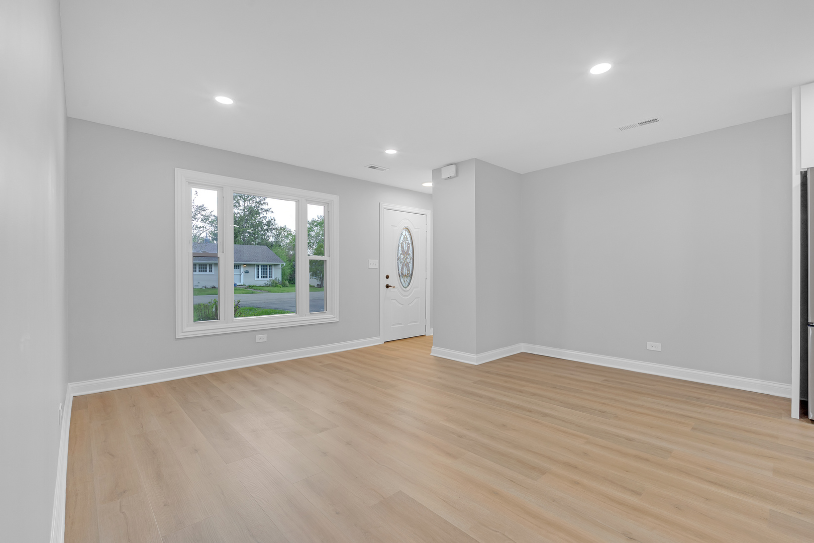 15 Johnathan Road, Lake Zurich, IL 60047