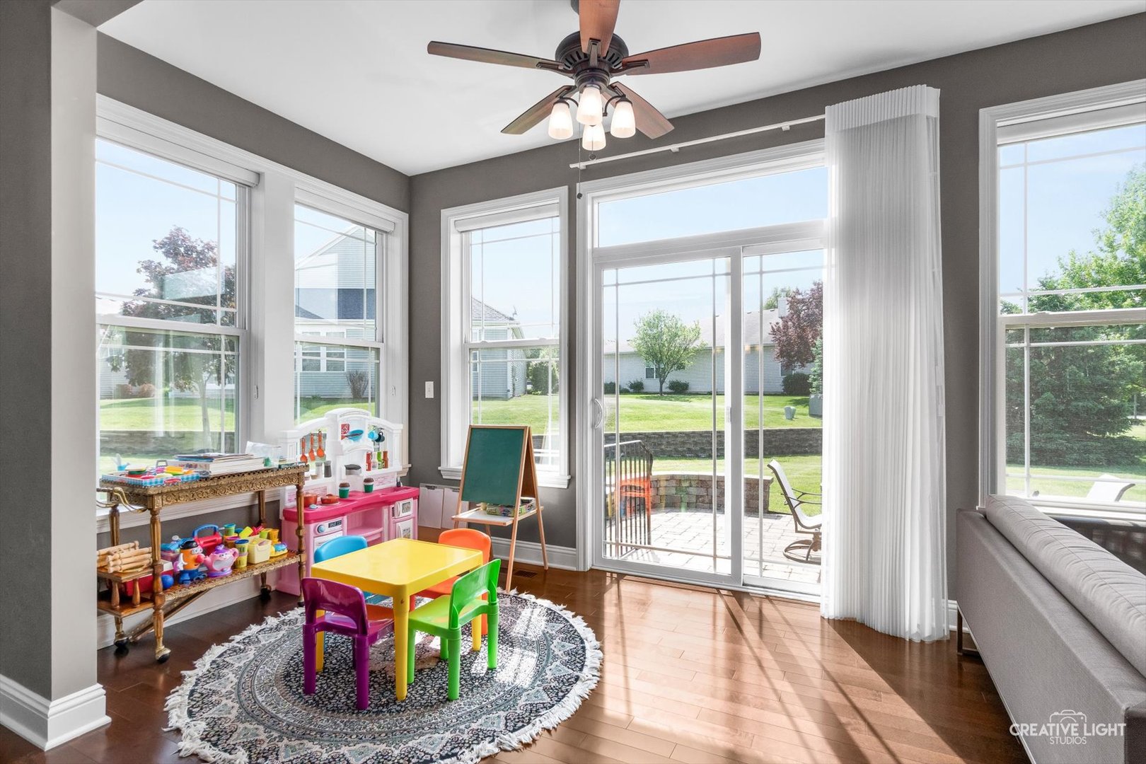 2832 Chevy Chase Lane, Naperville, IL 60564