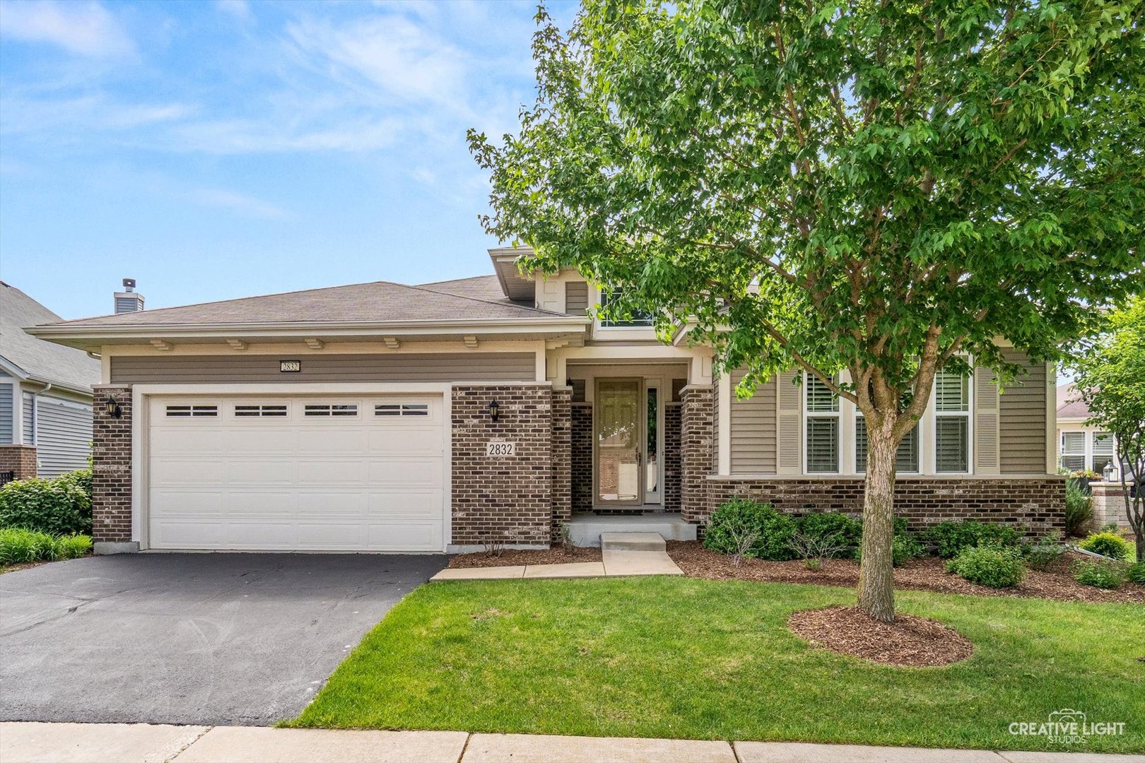 2832 Chevy Chase Lane, Naperville, IL 60564