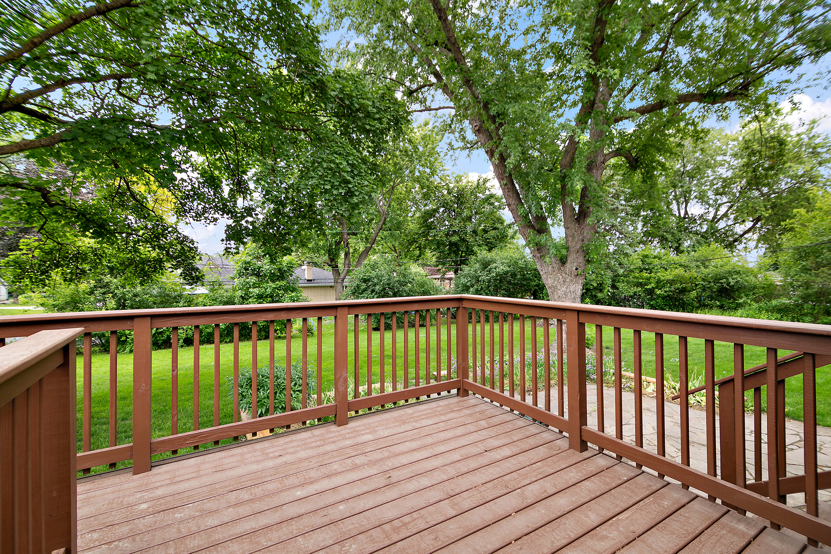 9225 S 86th Avenue, Hickory Hills, IL 60457