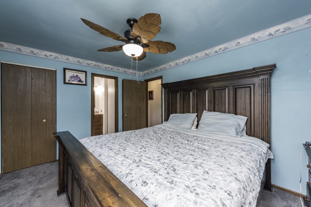 3332 N Lewis Avenue, Waukegan, IL 60087