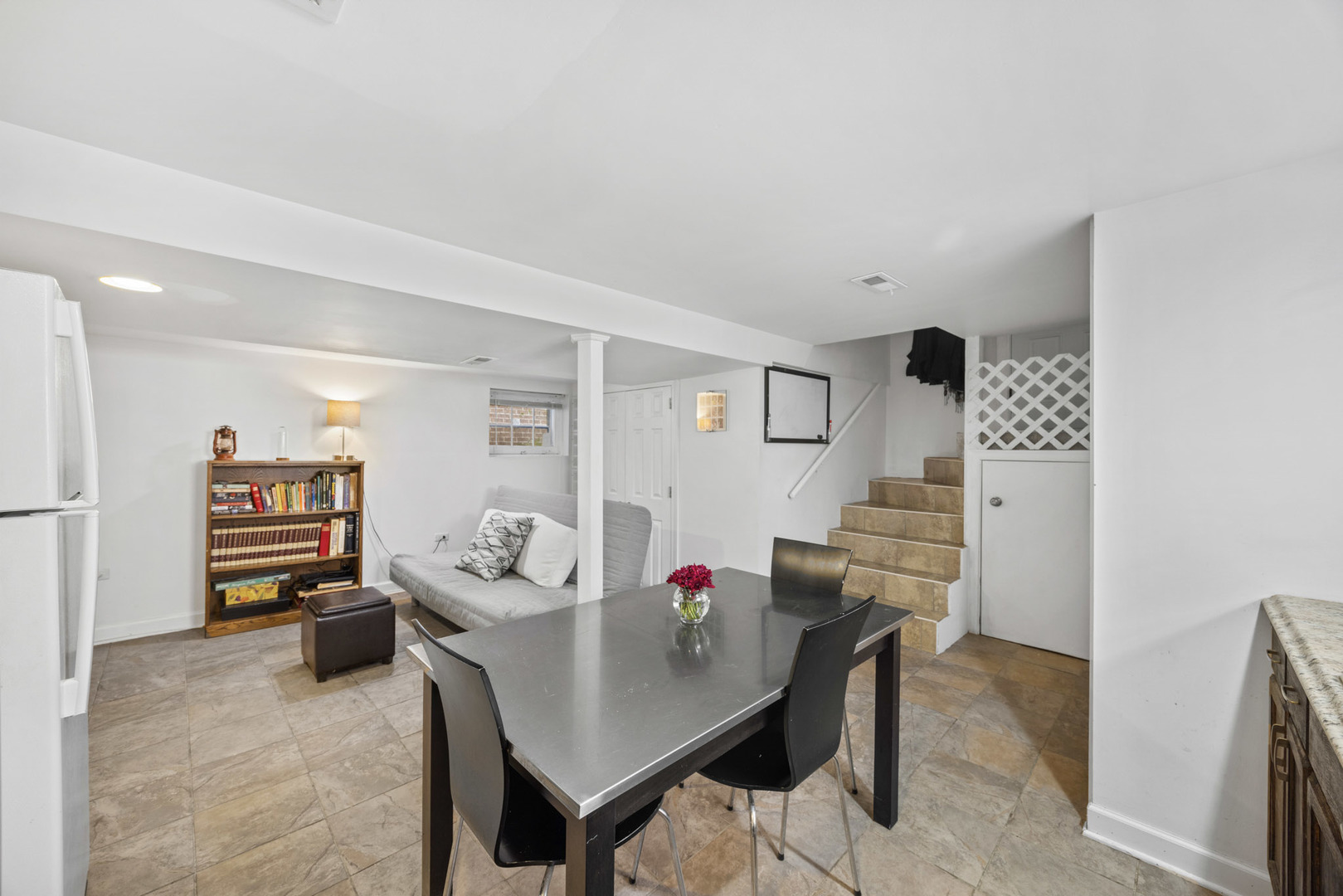 4906 W Argyle Street, Chicago, IL 60630