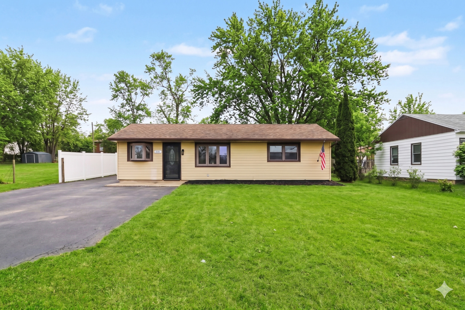 629 Thornton Street, Lockport, IL 60441
