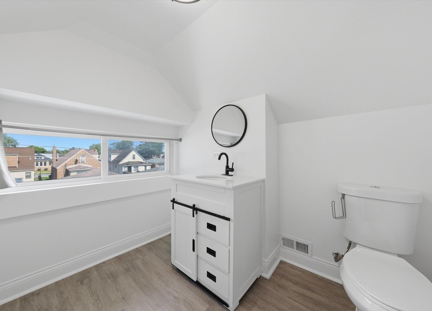 10203 S Sangamon Street, Chicago, IL 60643