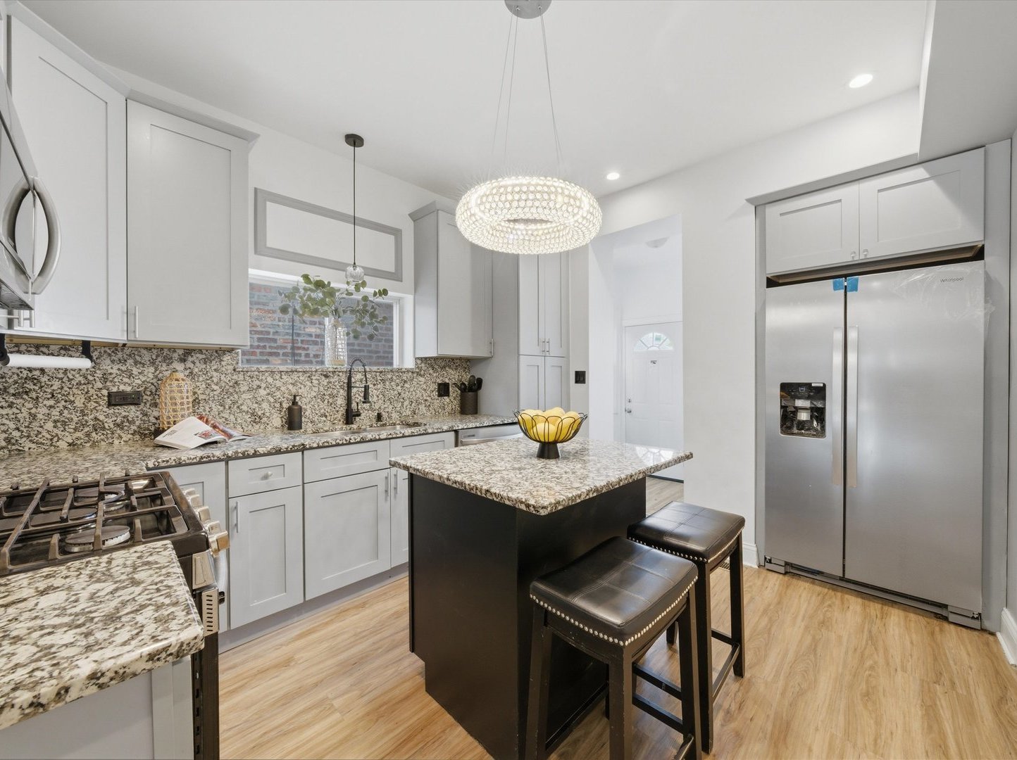 10203 S Sangamon Street, Chicago, IL 60643