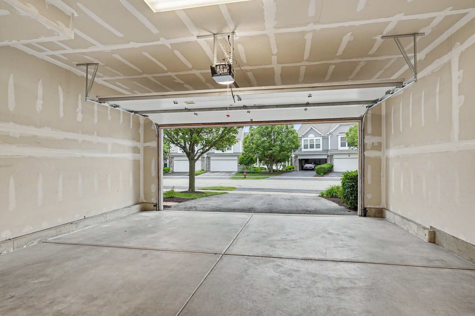 608 Hawley Drive, Oswego, IL 60543