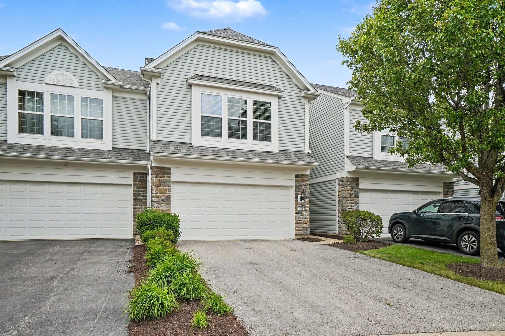 608 Hawley Drive, Oswego, IL 60543