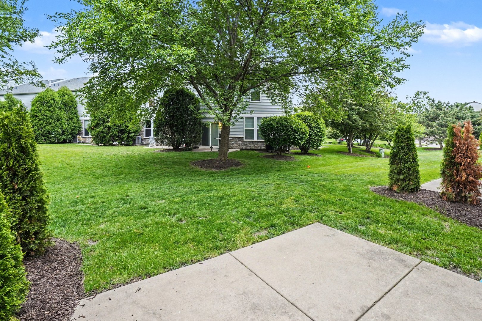 608 Hawley Drive, Oswego, IL 60543