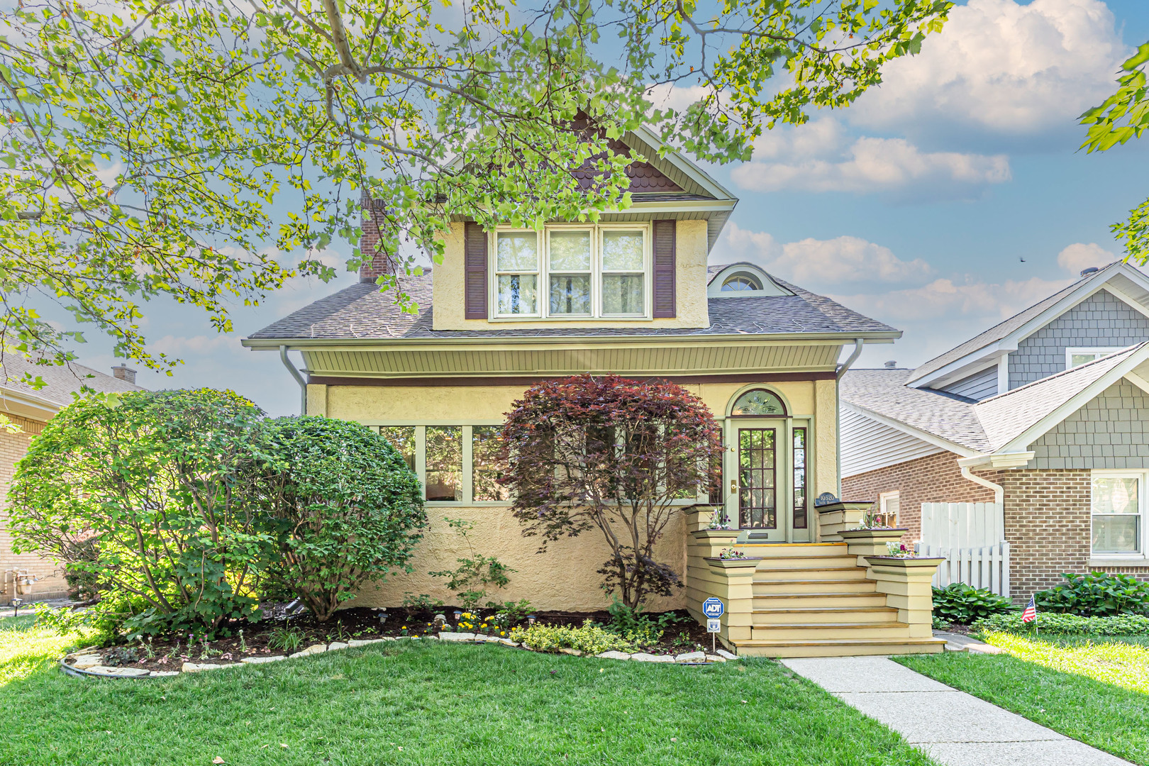 10520 S Hamilton Avenue, Chicago, IL 60643