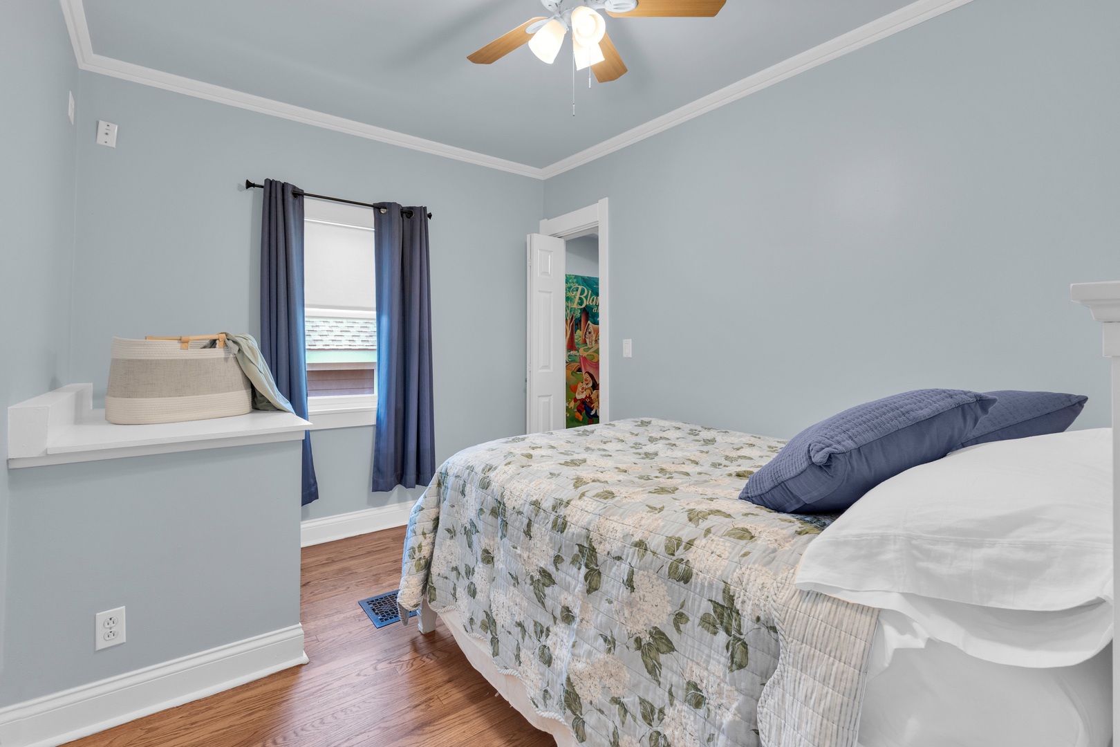 10520 S Hamilton Avenue, Chicago, IL 60643