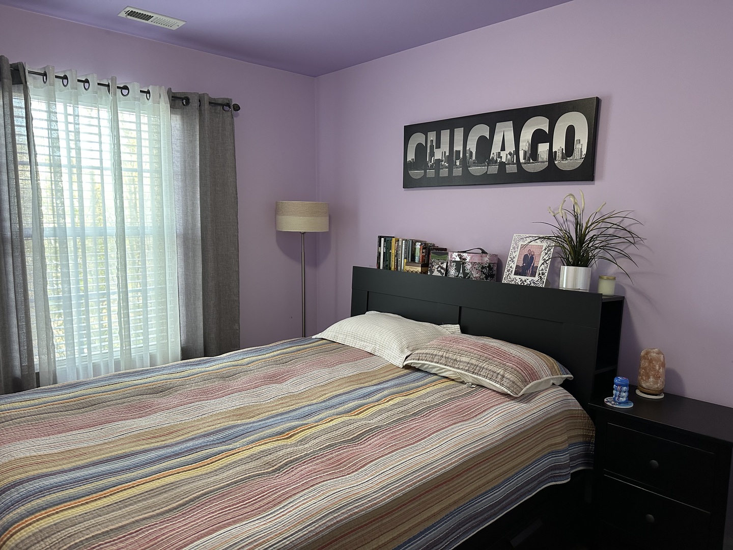172 N East River Road #R, Des Plaines, IL 60016