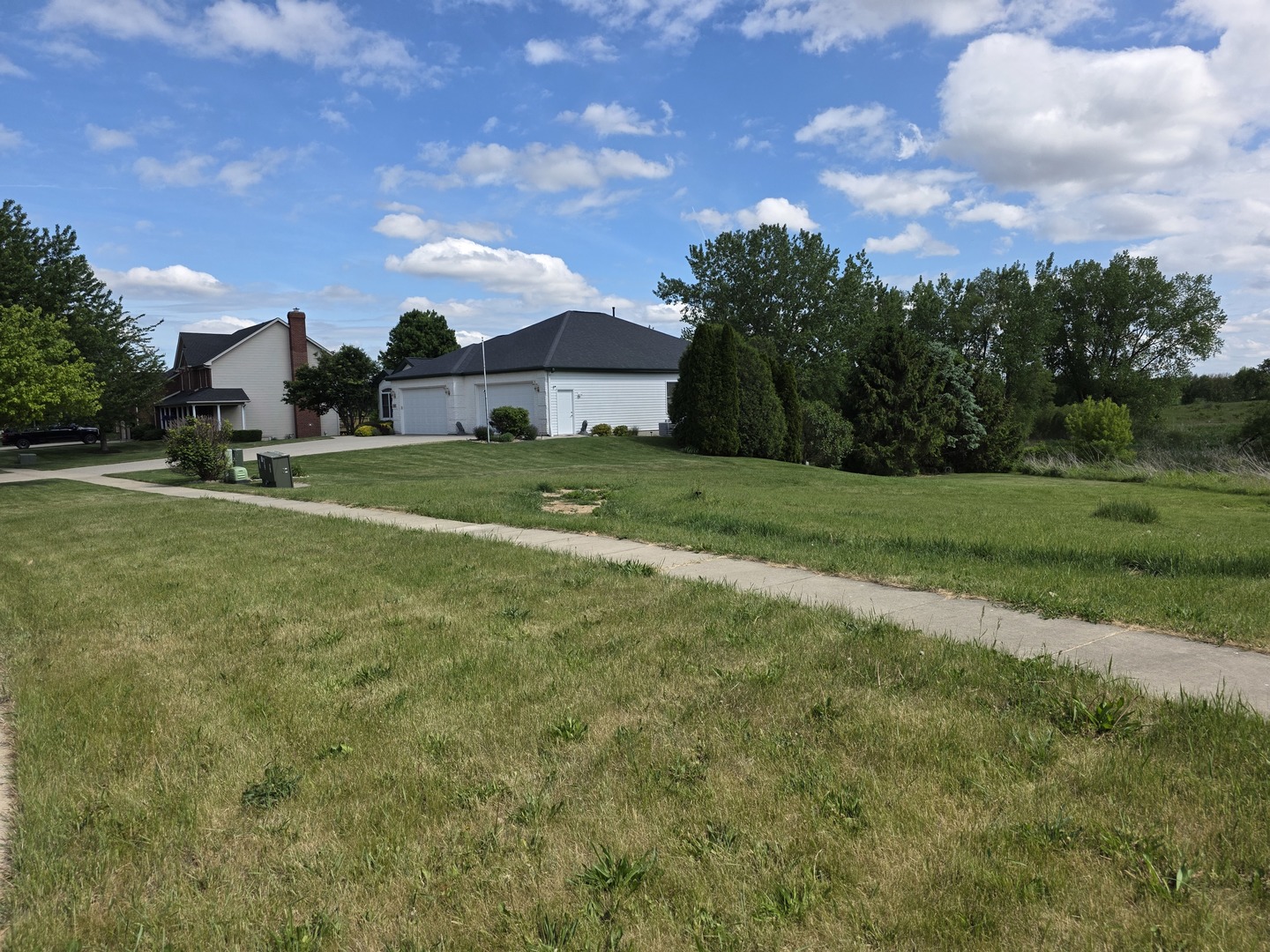 1375 Pheasant Trail, Hampshire, IL 60140