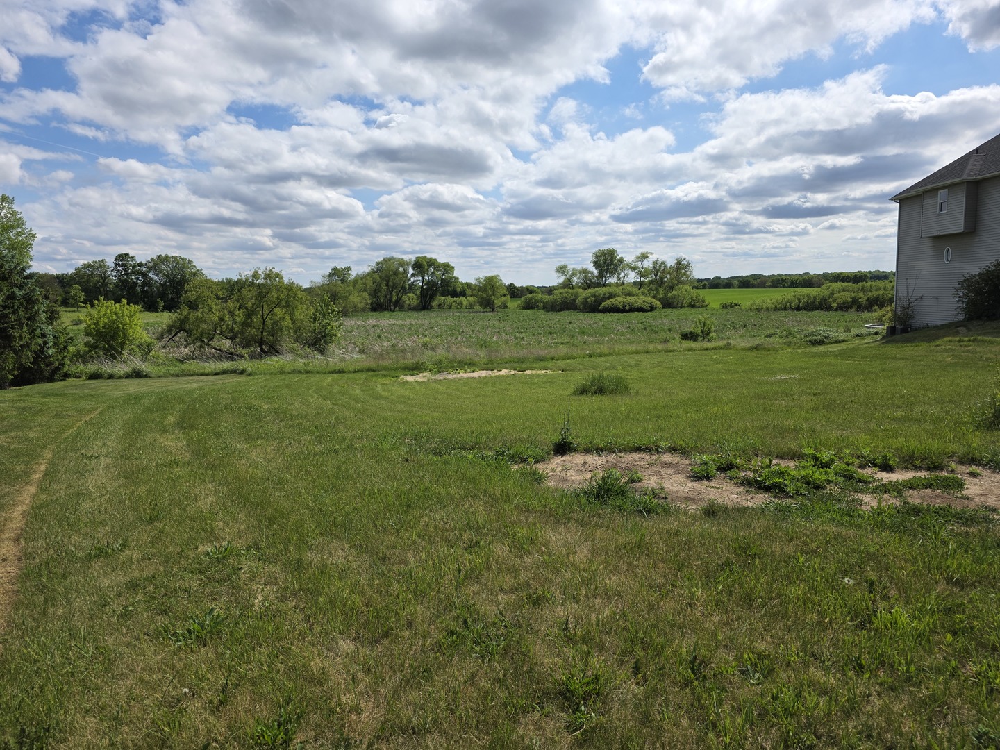 1375 Pheasant Trail, Hampshire, IL 60140