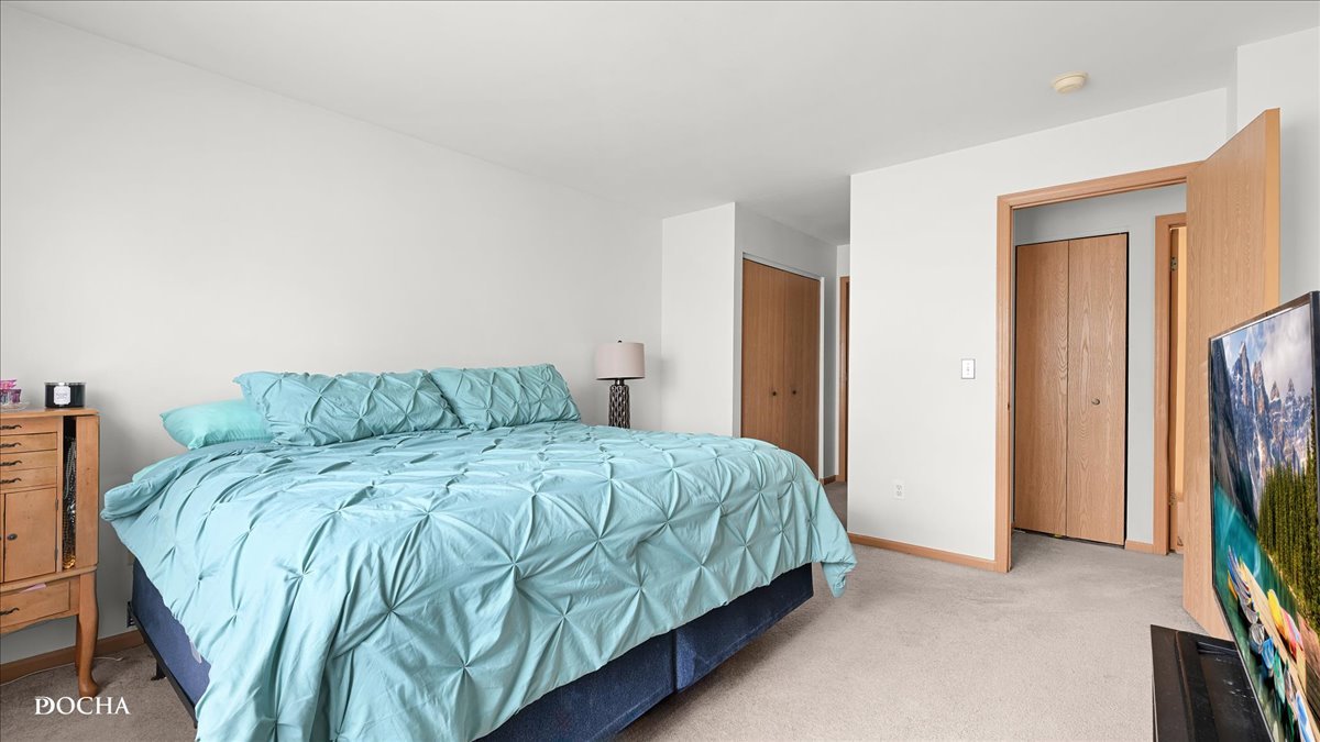 542 S Scott Lane, Romeoville, IL 60446