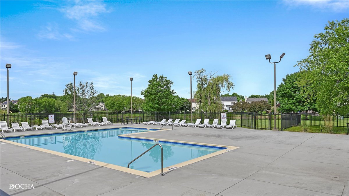 542 S Scott Lane, Romeoville, IL 60446