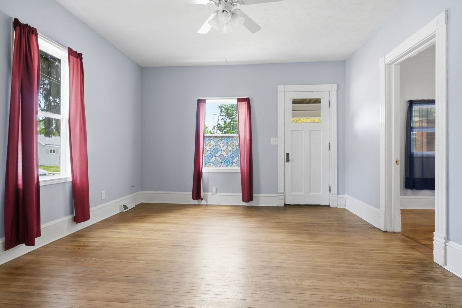 1205 S Lee Street, Bloomington, IL 61701