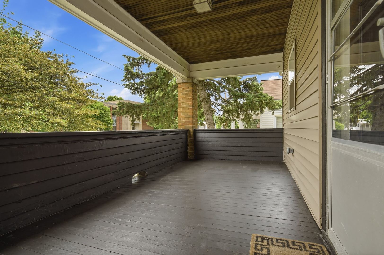 1205 S Lee Street, Bloomington, IL 61701