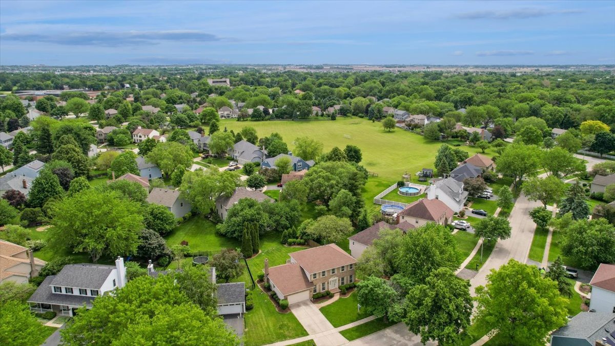 116 Northampton Drive, Oswego, IL 60543