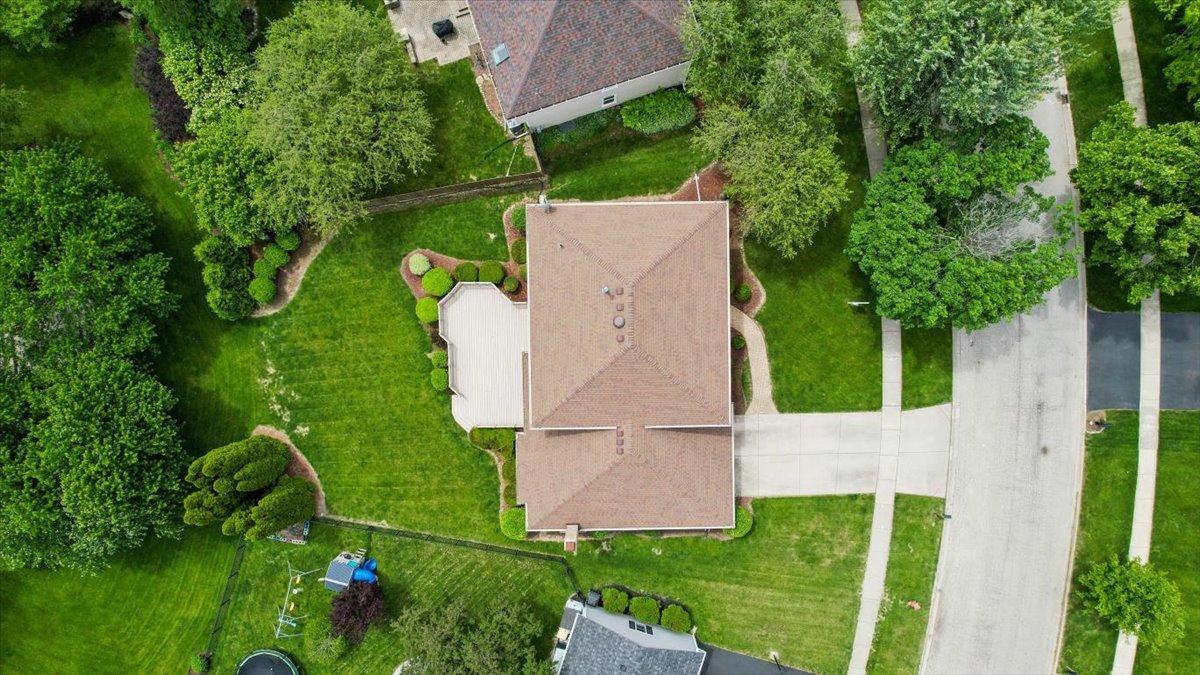 116 Northampton Drive, Oswego, IL 60543
