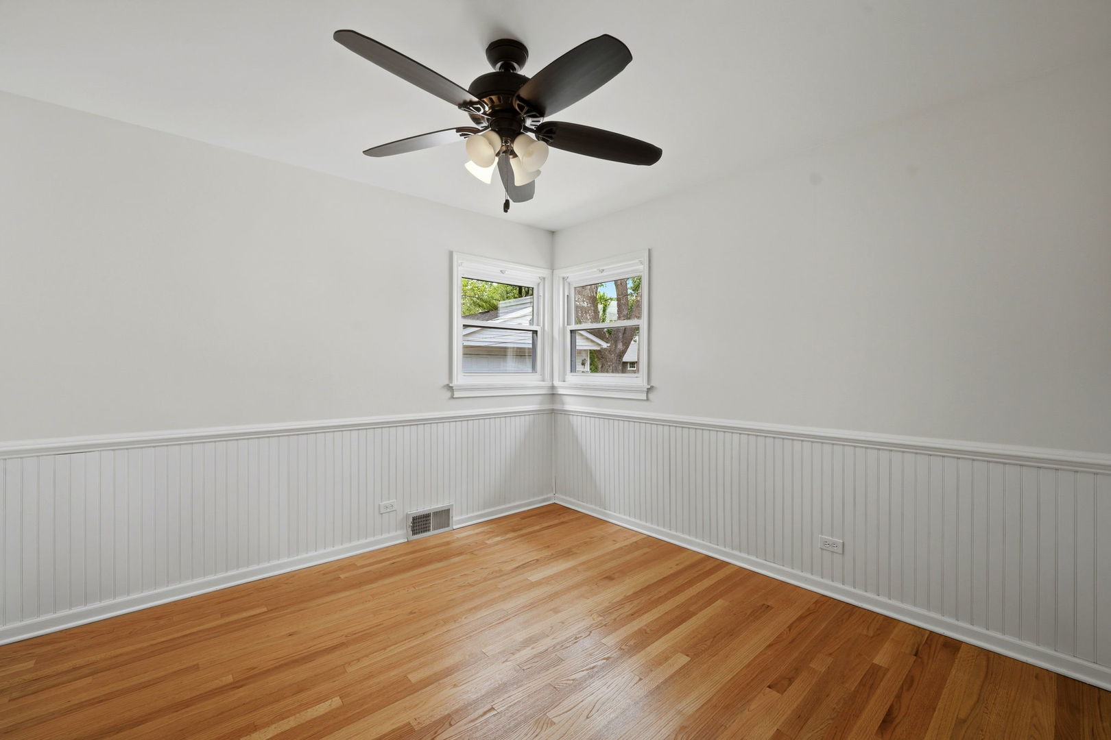 146 S Fremont Street, Palatine, IL 60067