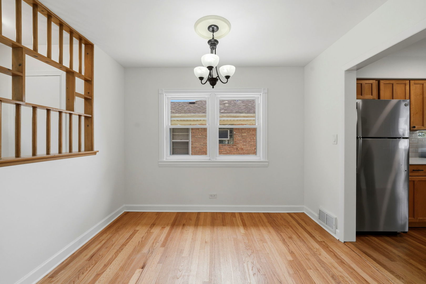 146 S Fremont Street, Palatine, IL 60067