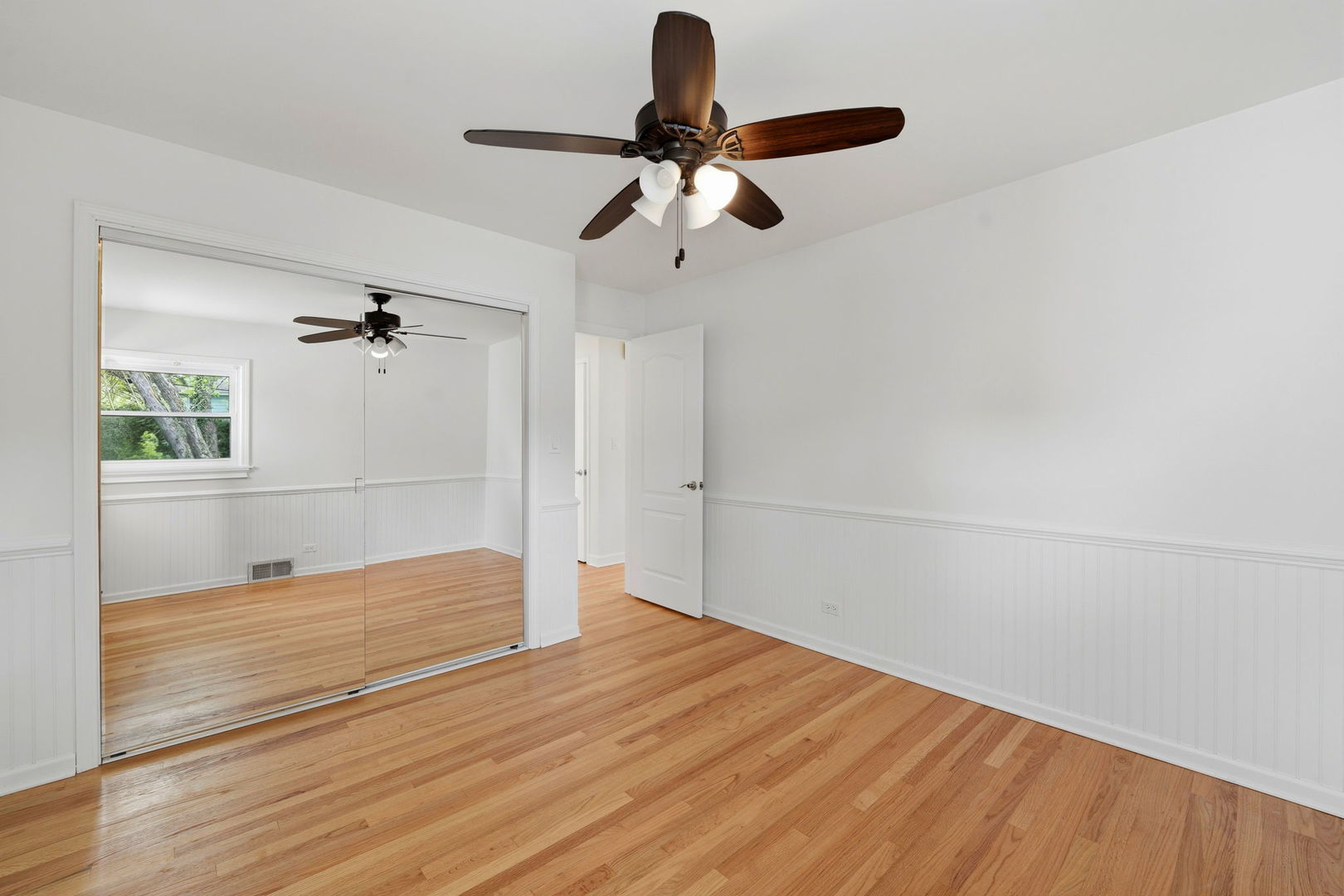 146 S Fremont Street, Palatine, IL 60067