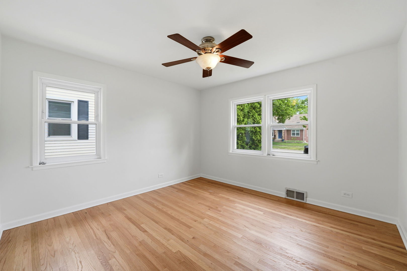 146 S Fremont Street, Palatine, IL 60067