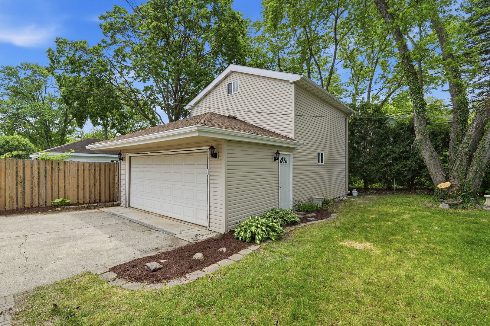 146 S Fremont Street, Palatine, IL 60067