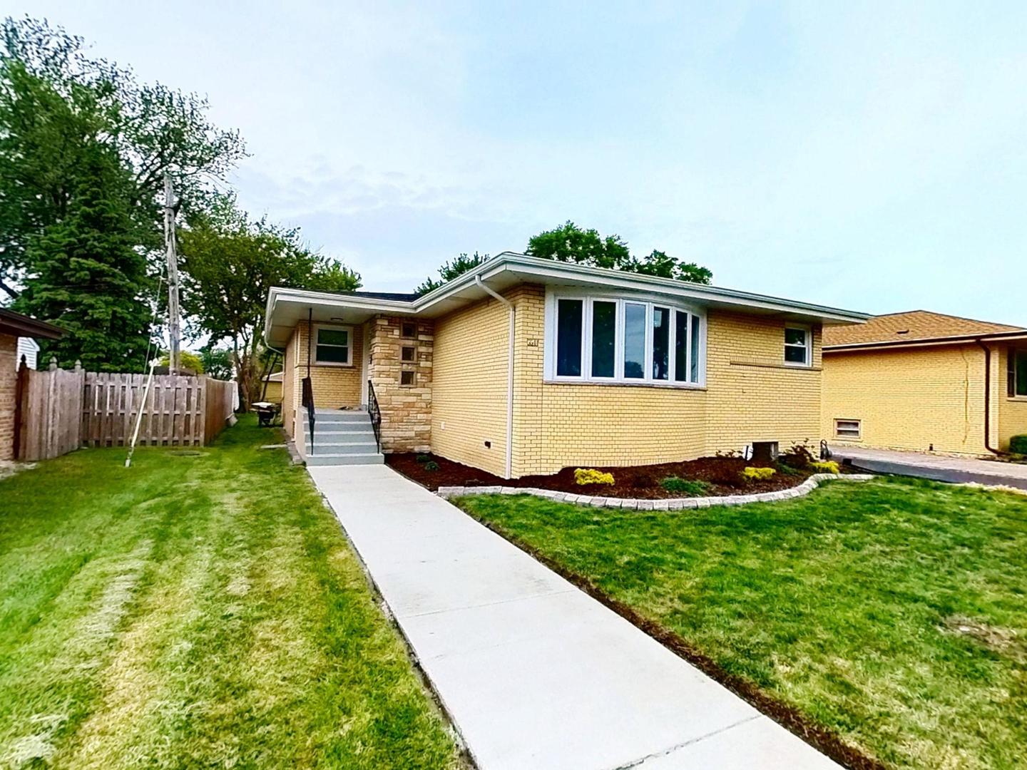 5544 Oakdale Drive, Oak Lawn, IL 60453