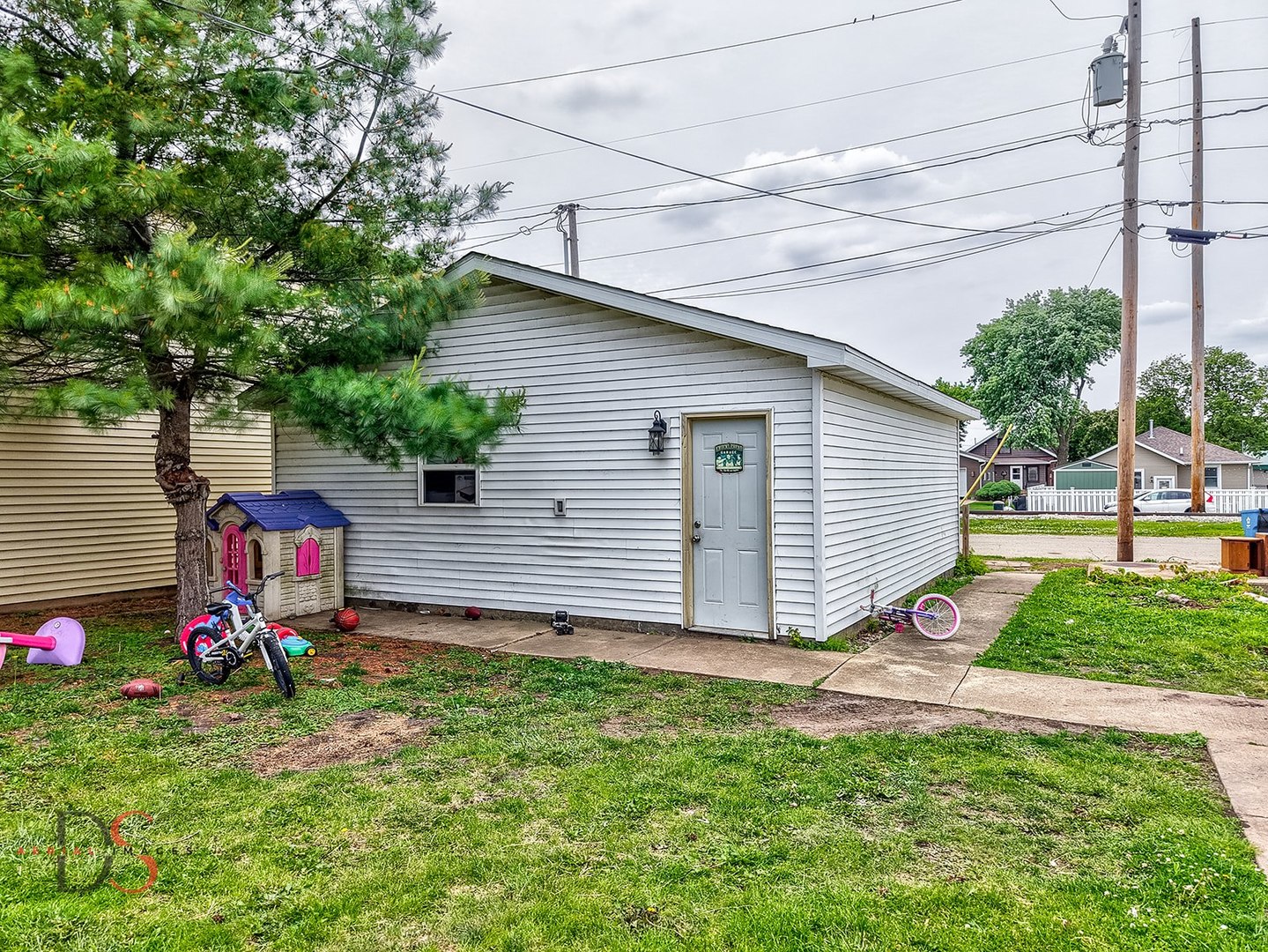 217 20th Avenue, Ottawa, IL 61350